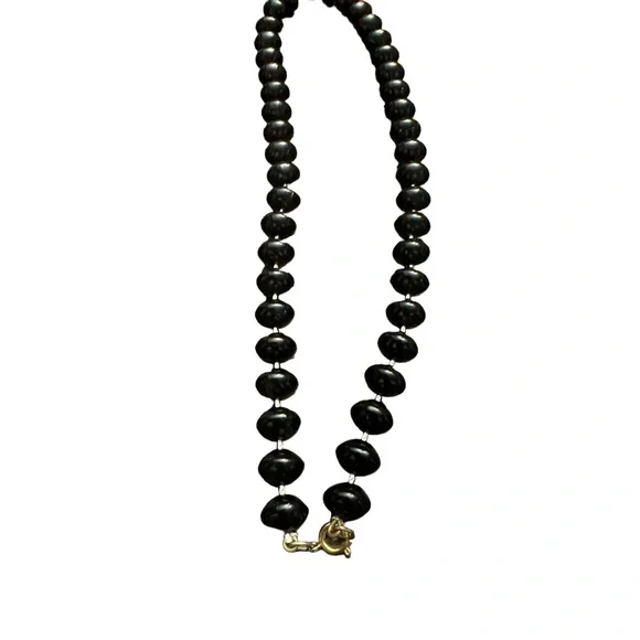 Vintage Black Bead Necklace - Picture 5 of 7